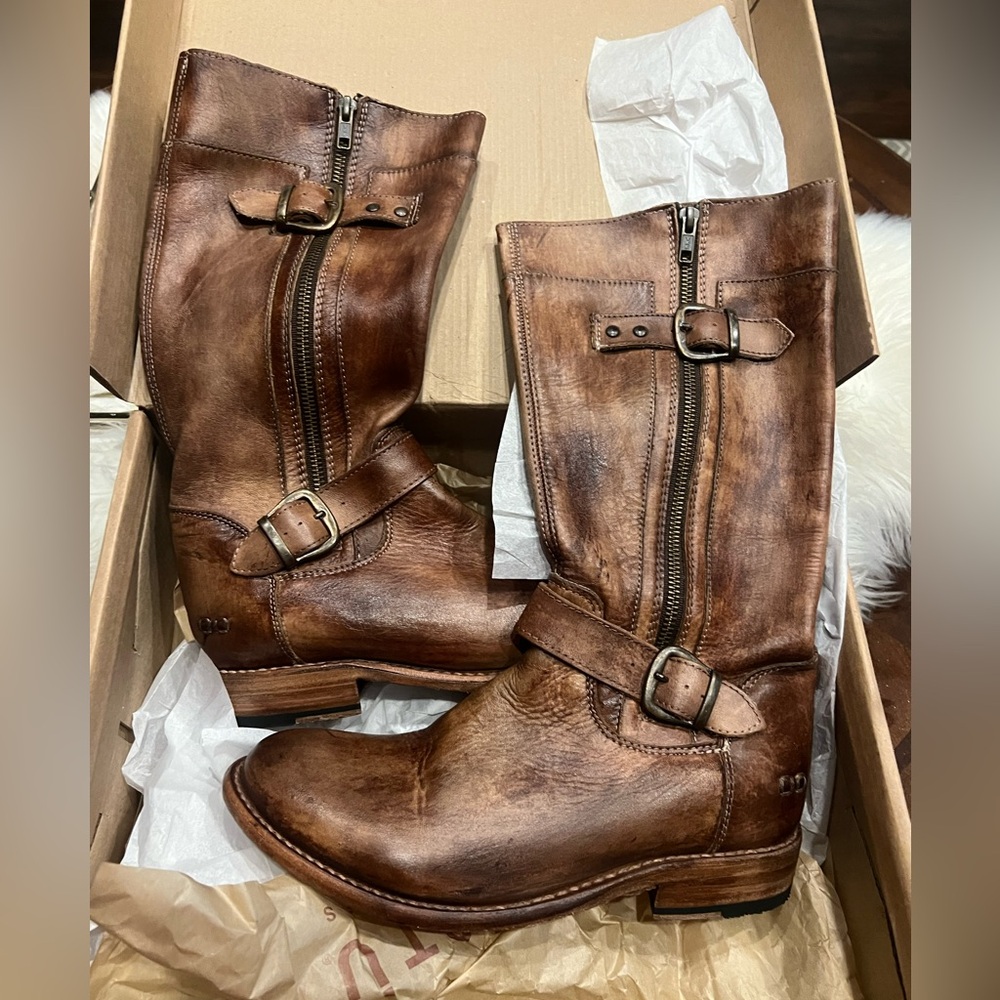 Bedstu Gogo Lug Cobbler series boots in tan rustic